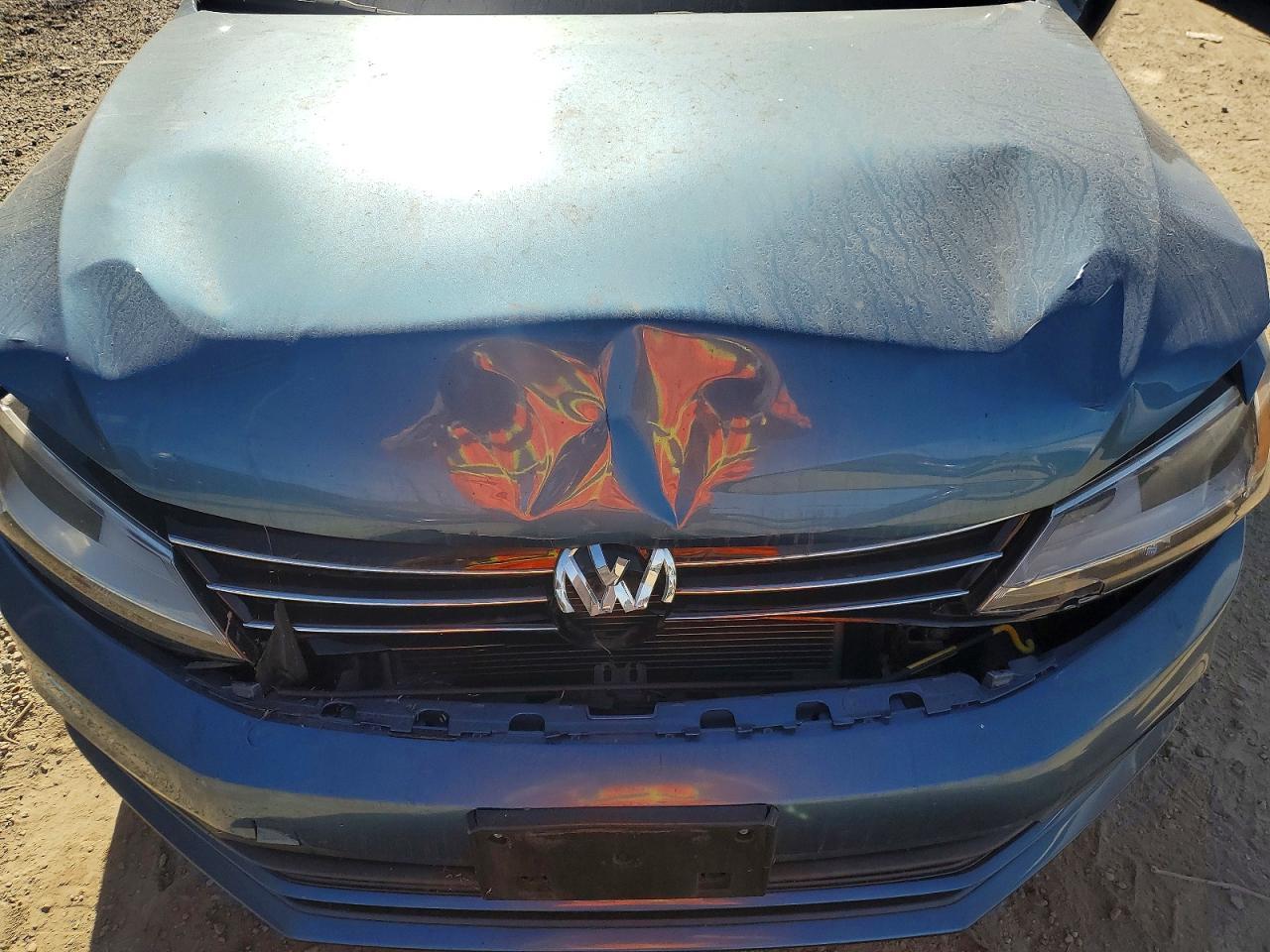 2015 VOLKSWAGEN JETTA
