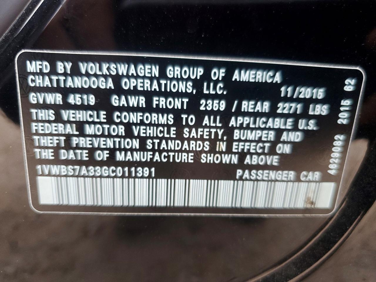 2016 VOLKSWAGEN Passat