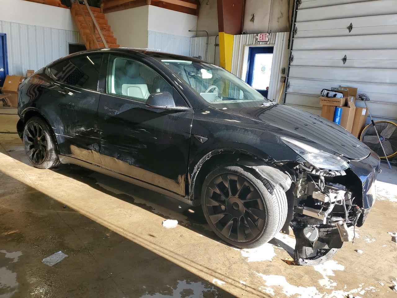 2022 TESLA MODEL Y
