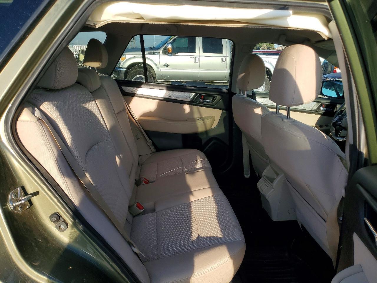 2019 SUBARU Outback