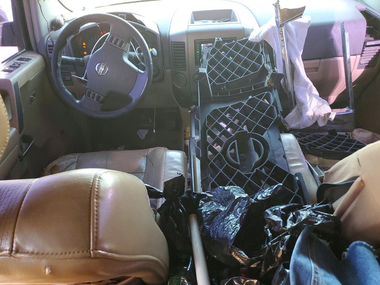 2005 NISSAN Armada