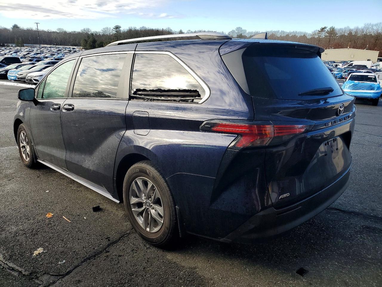 2022 TOYOTA SIENNA