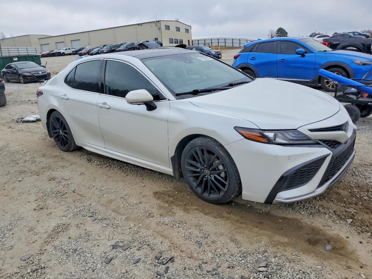 2022 TOYOTA CAMRY