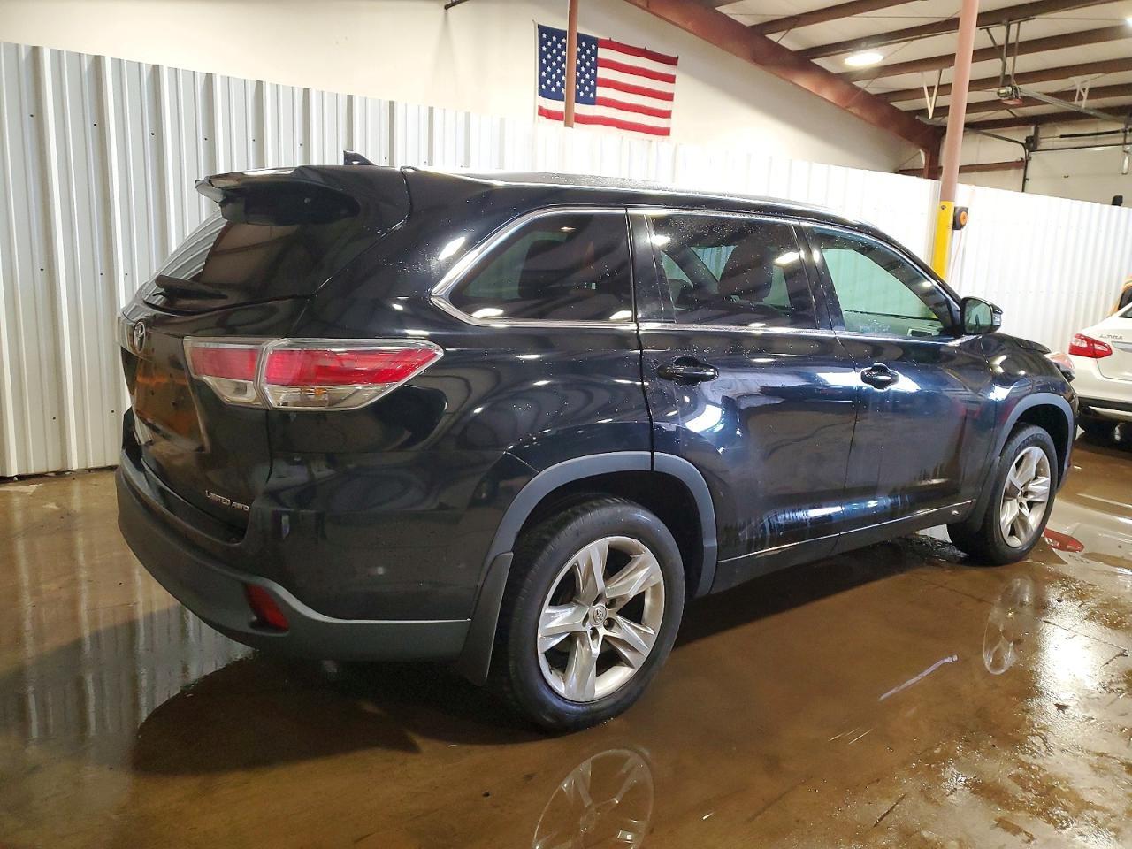 2015 TOYOTA HIGHLANDER