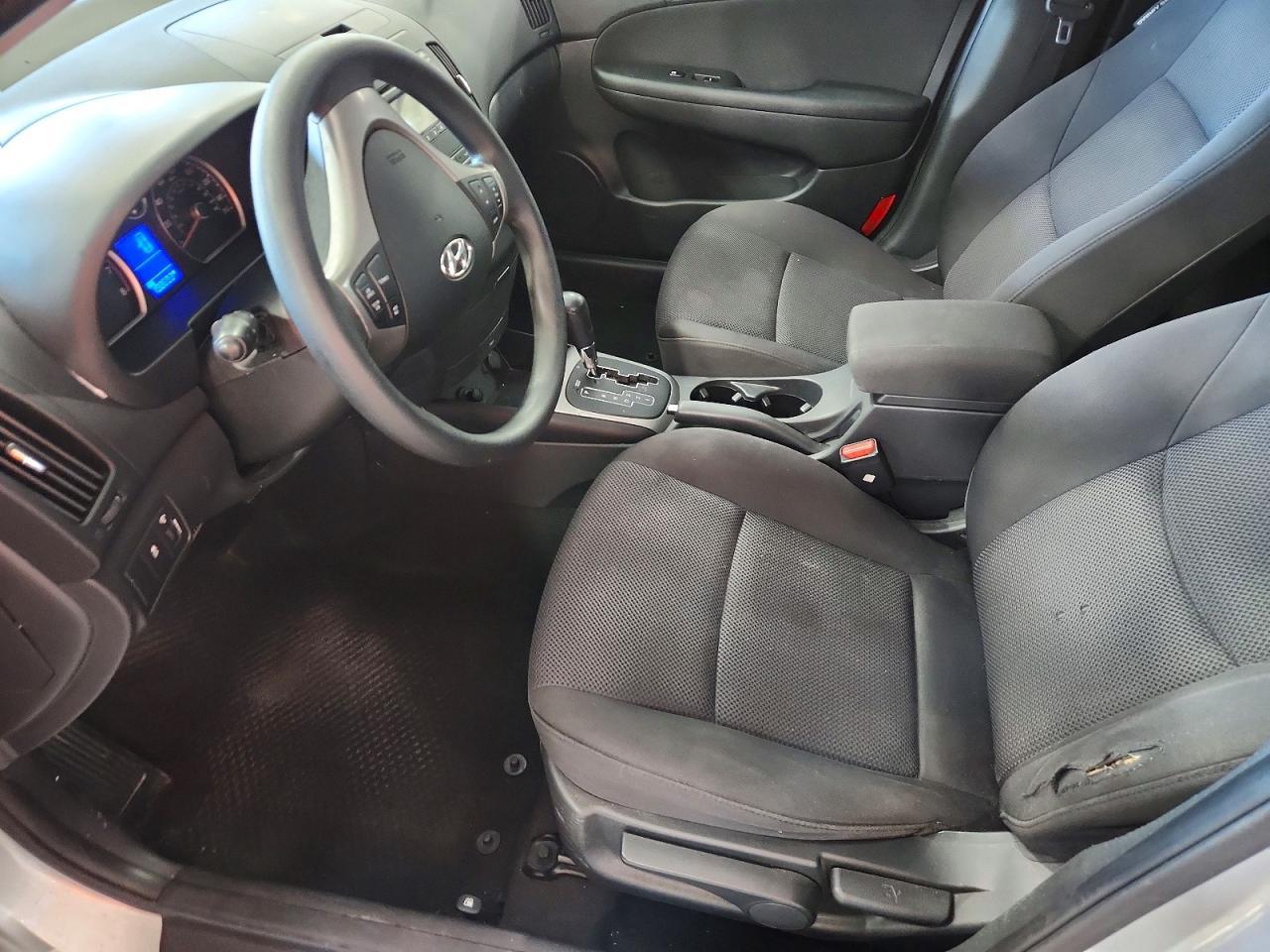 2012 HYUNDAI ELANTRA