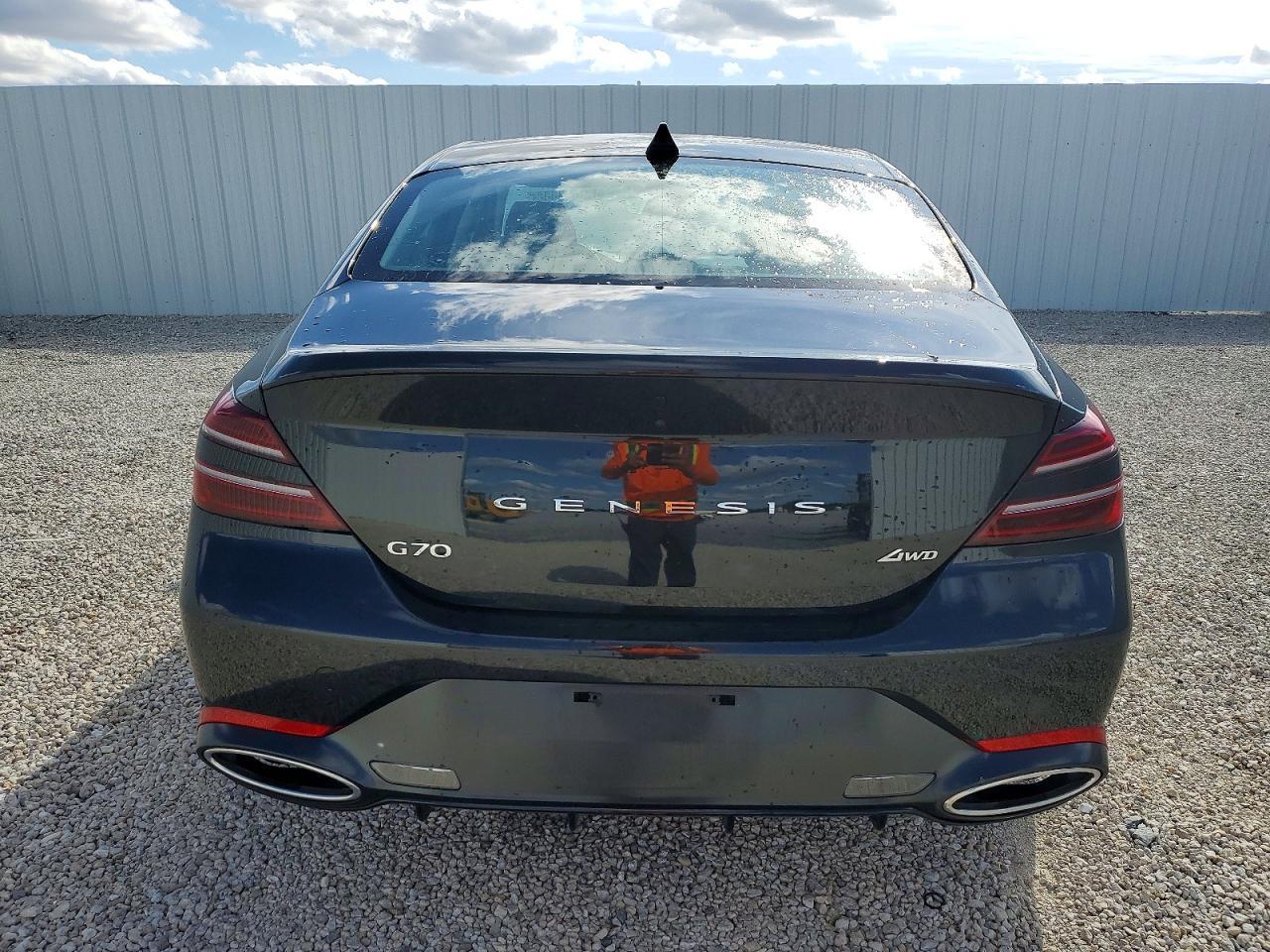 2025 GENESIS G70