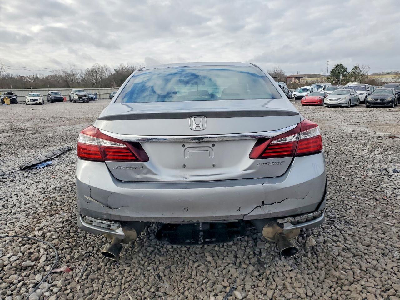 2017 HONDA ACCORD