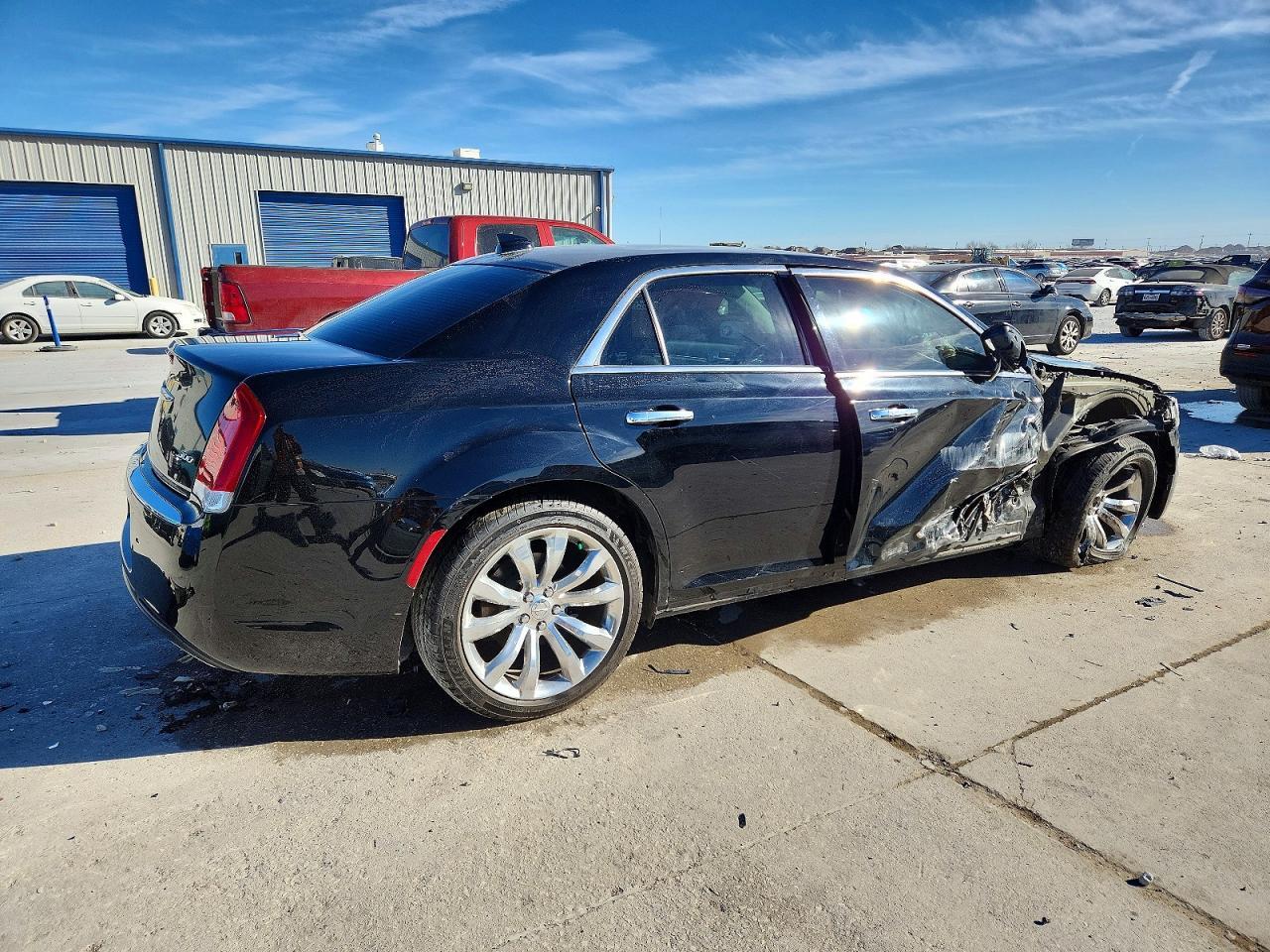 2019 CHRYSLER 300