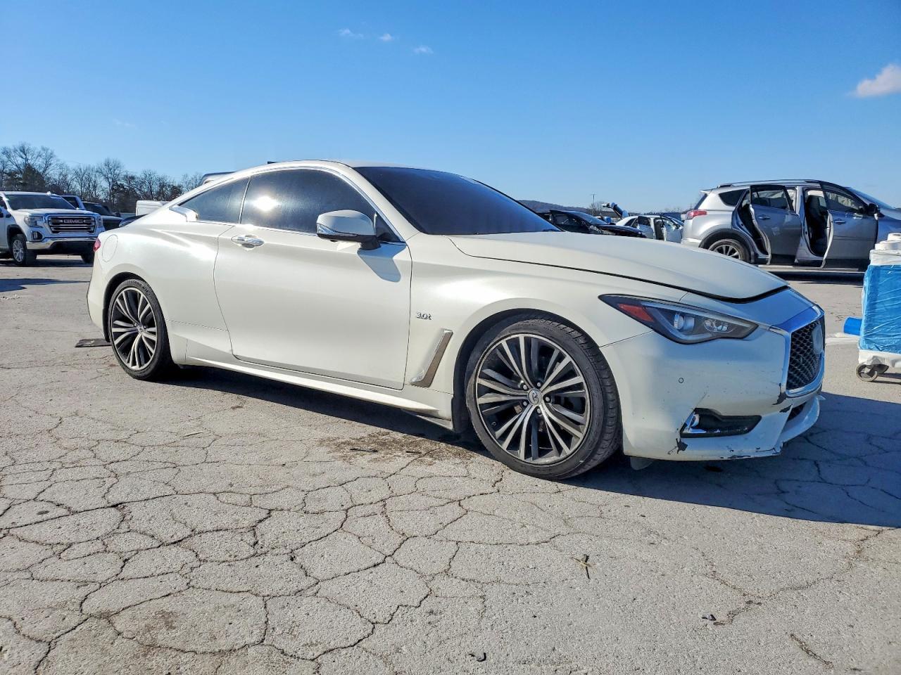 2017 INFINITI Q60