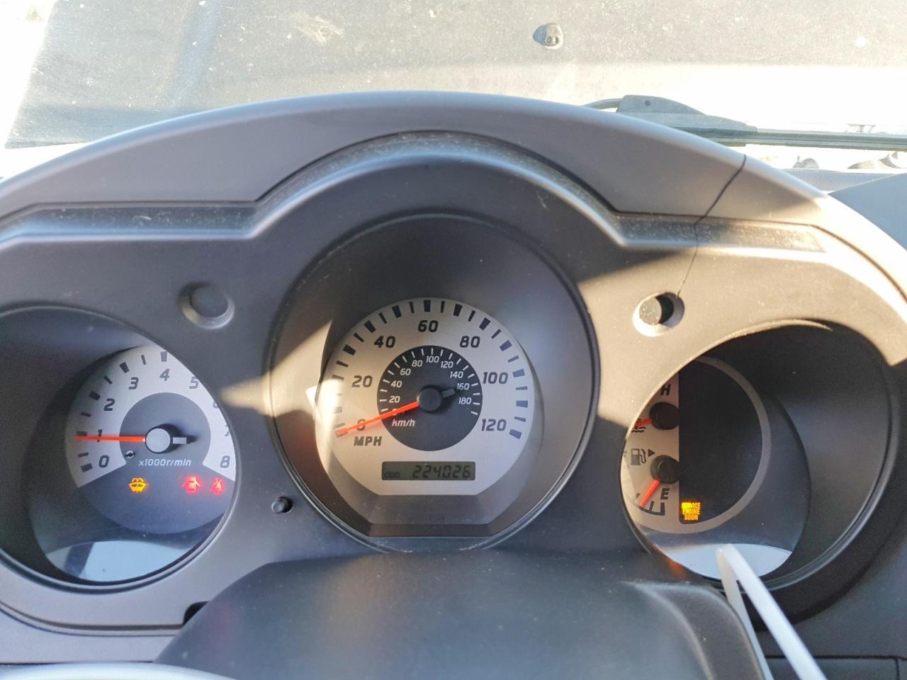 2004 NISSAN Xterra