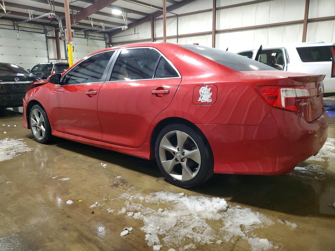 2012 TOYOTA CAMRY