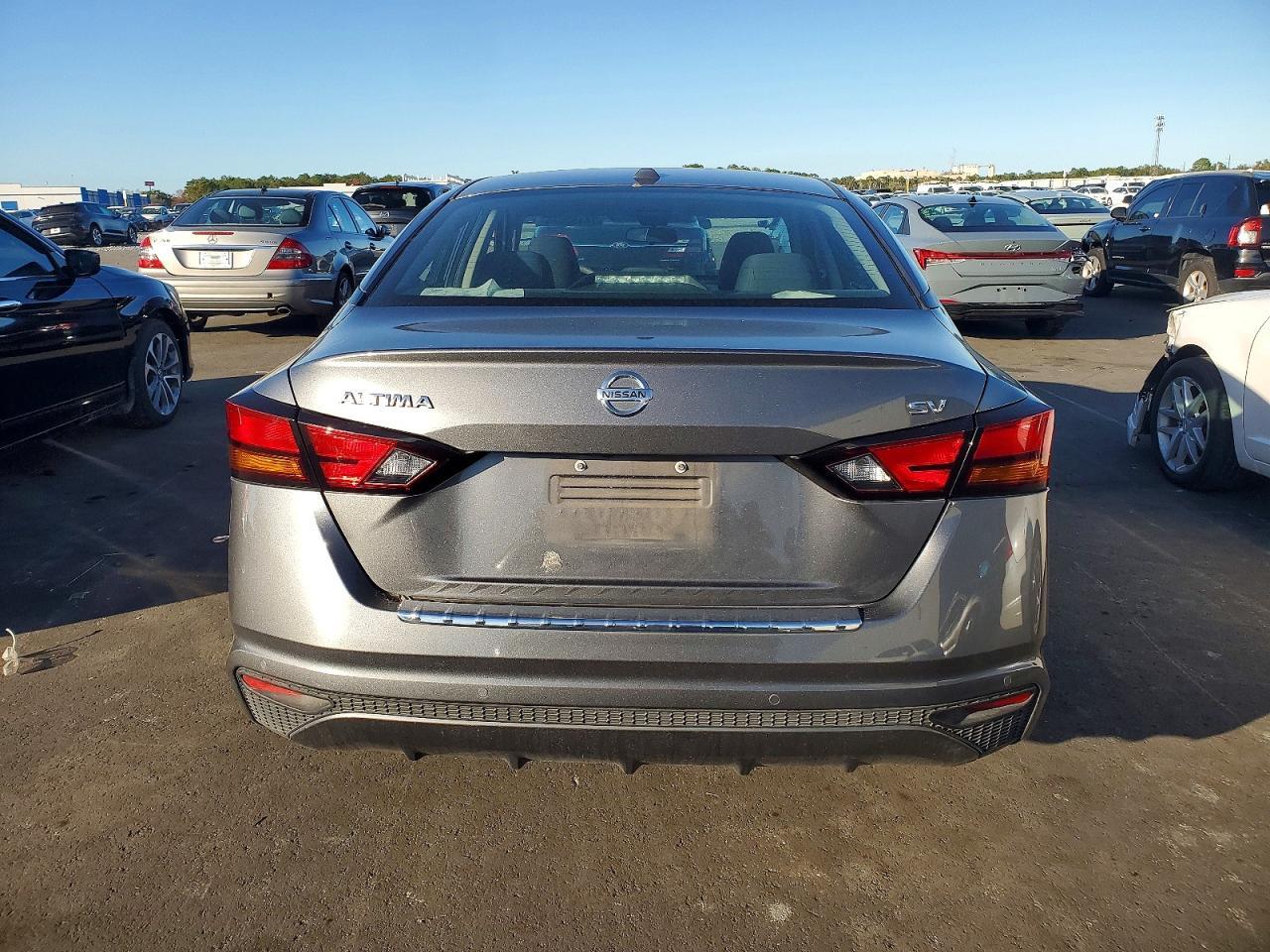 2022 NISSAN ALTIMA
