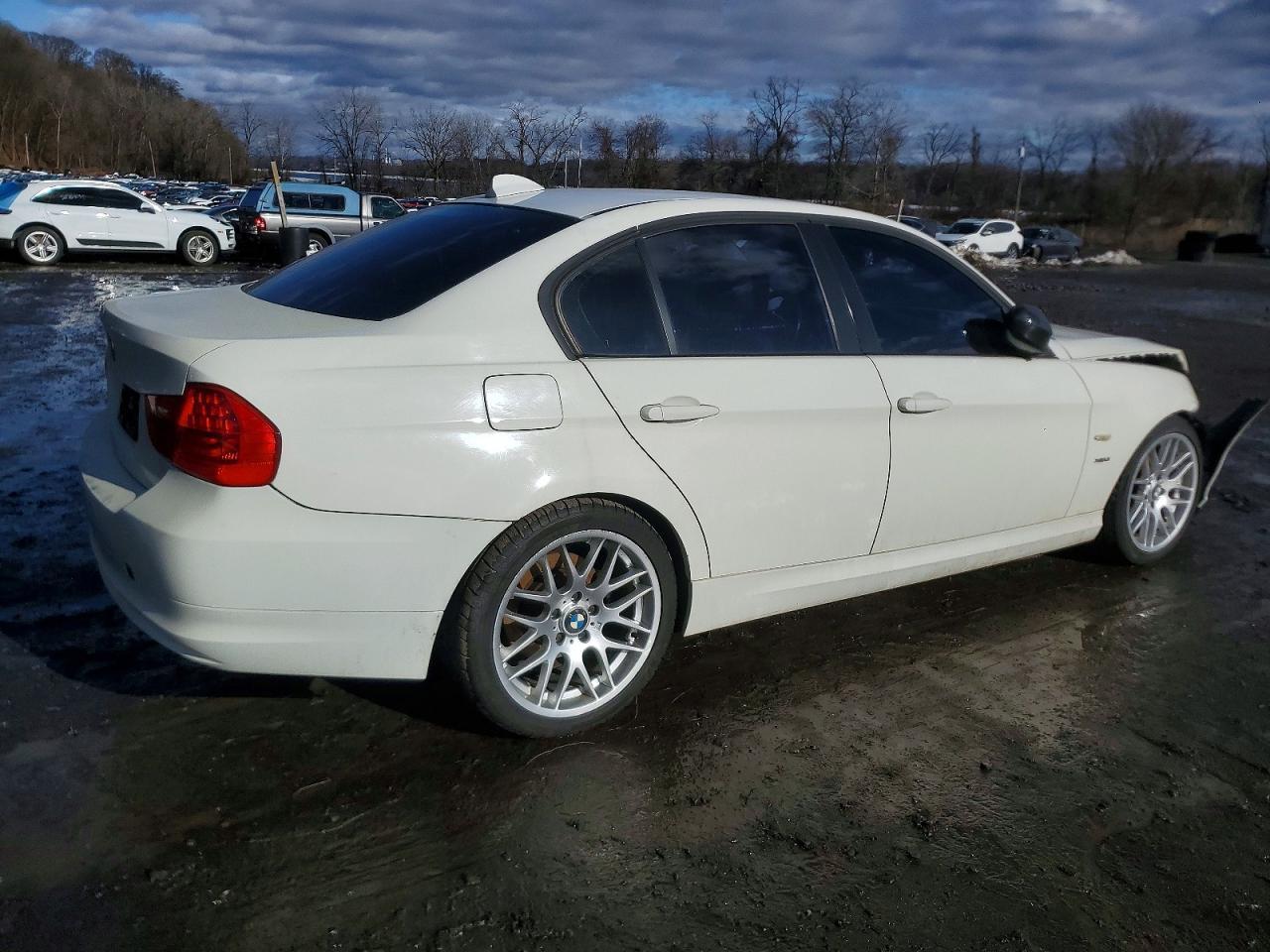 2009 BMW 3 SERIES