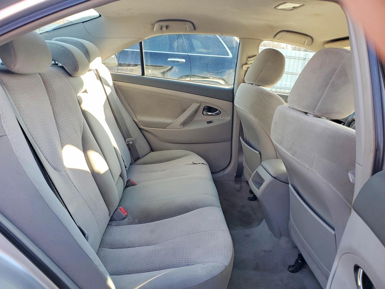 2010 TOYOTA CAMRY
