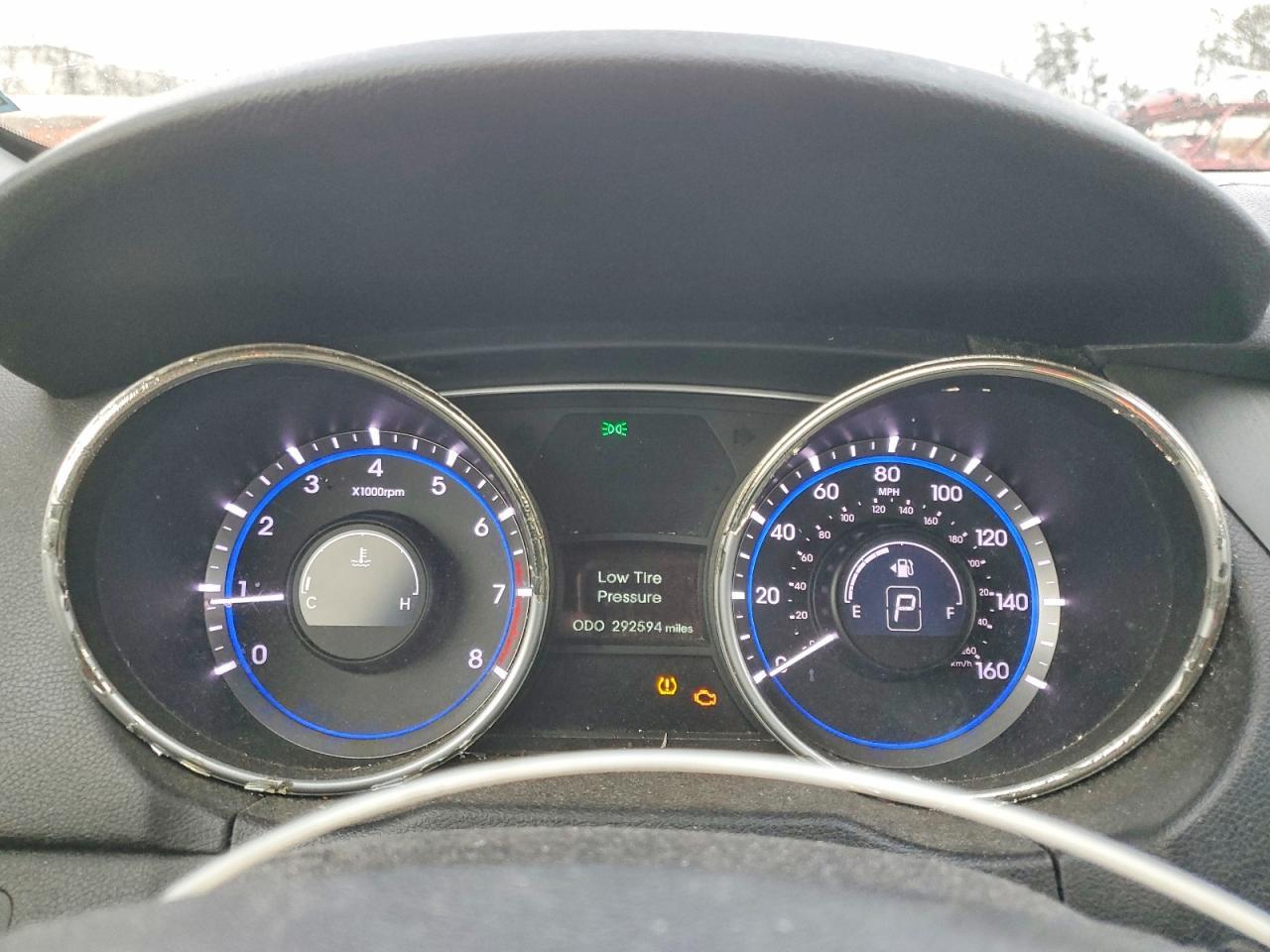 2011 HYUNDAI SONATA