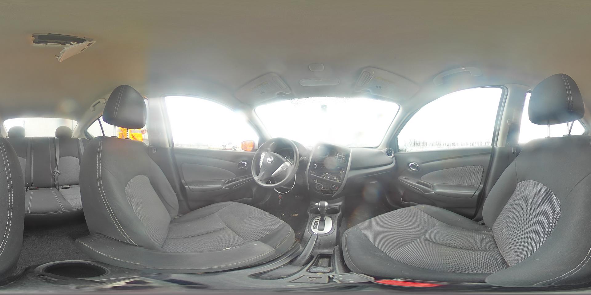 2015 NISSAN VERSA