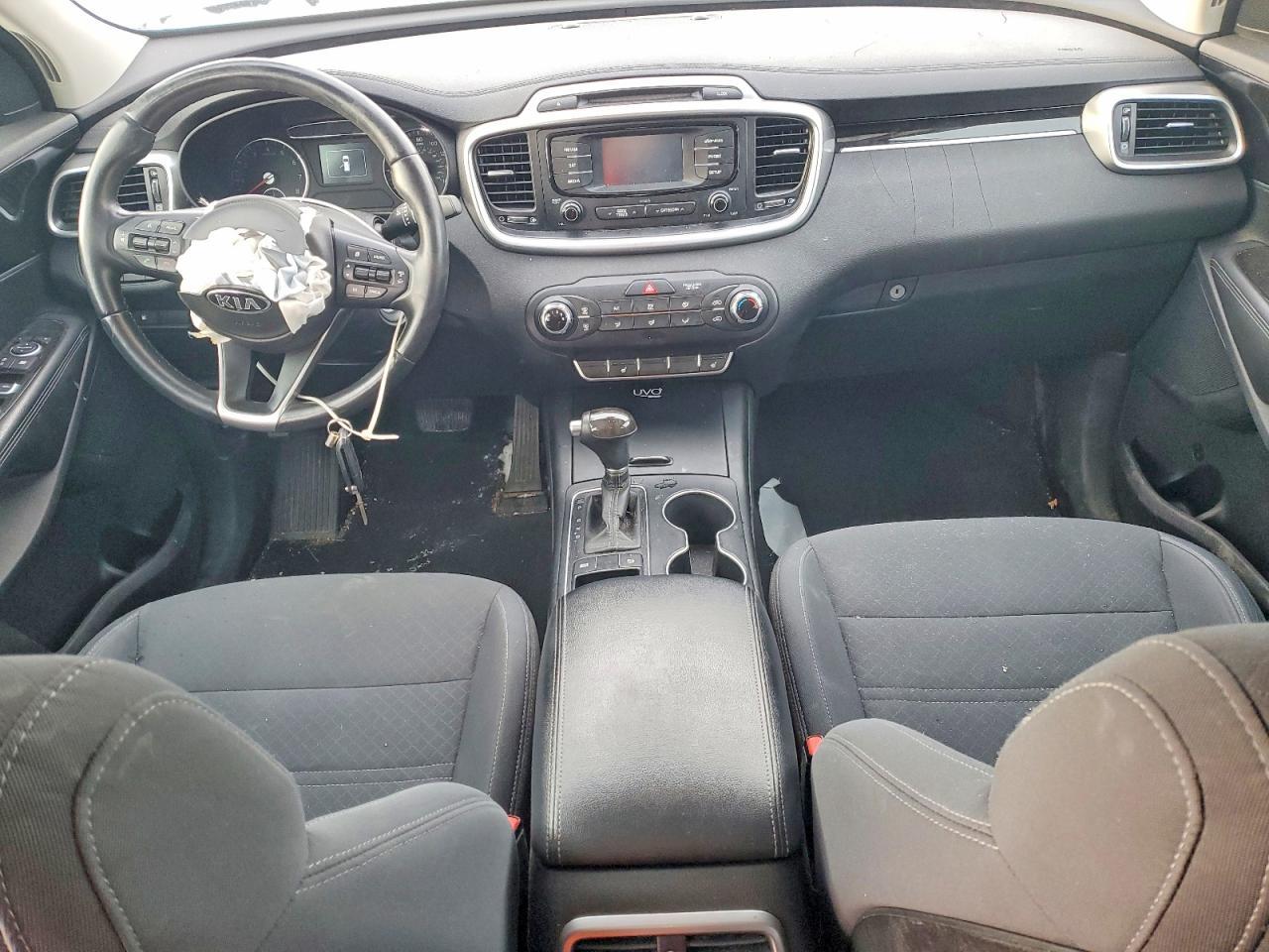2016 KIA SORENTO