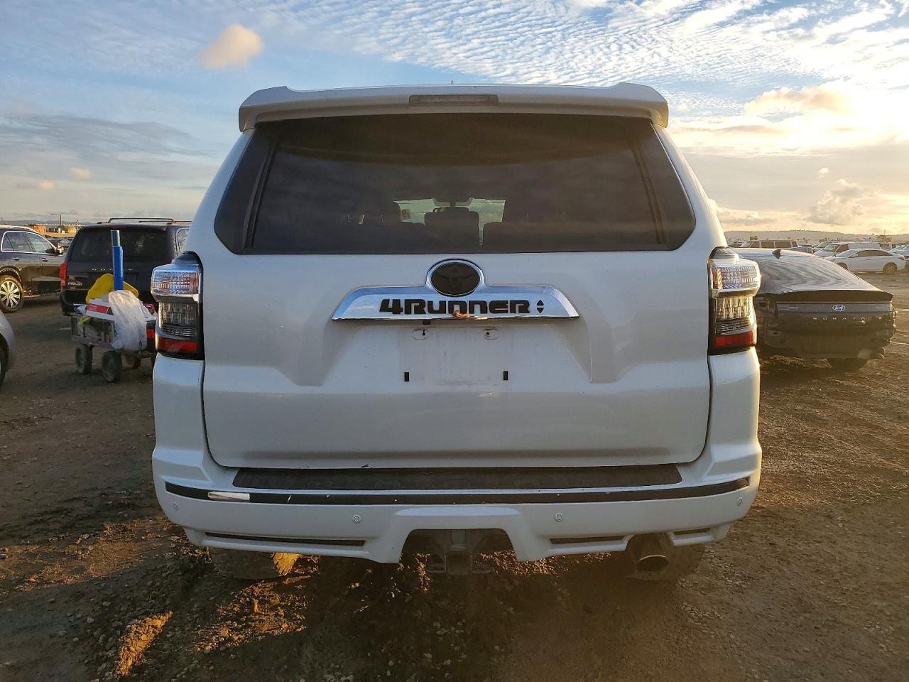 2019 TOYOTA 4Runner
