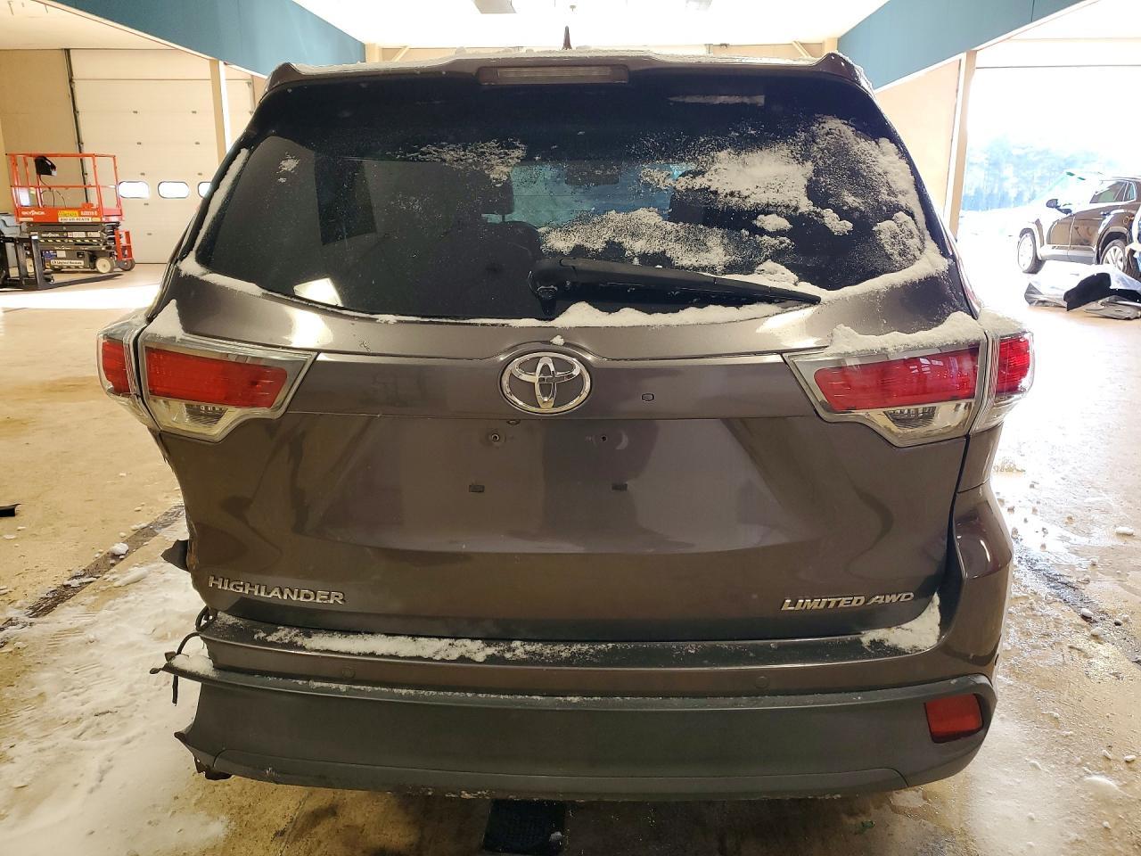2014 TOYOTA HIGHLANDER