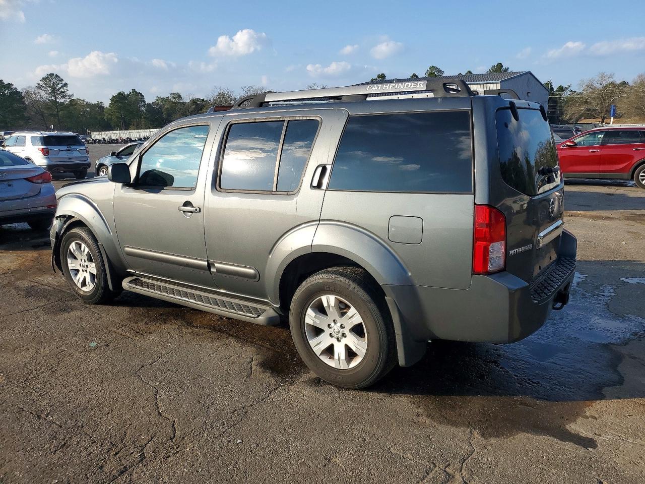 2005 NISSAN PATHFINDER