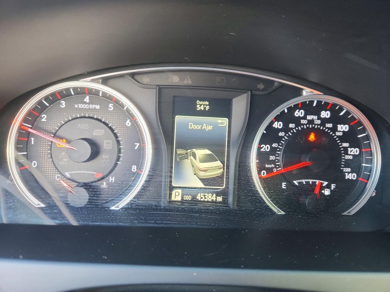 2016 TOYOTA CAMRY