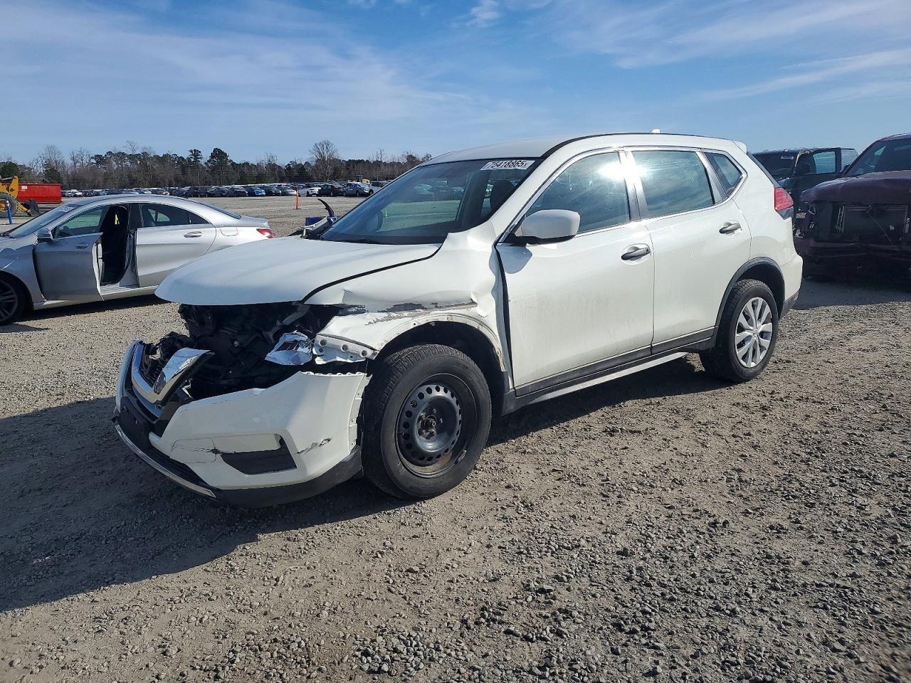 2017 NISSAN ROGUE