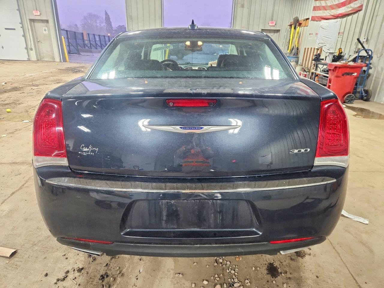 2019 CHRYSLER 300