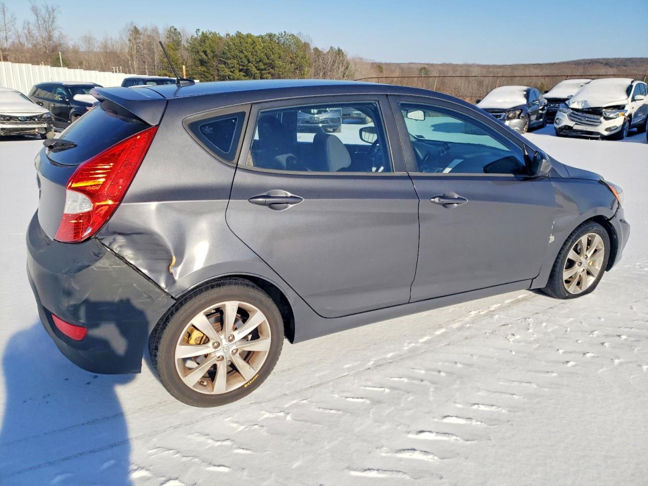 2012 HYUNDAI ACCENT
