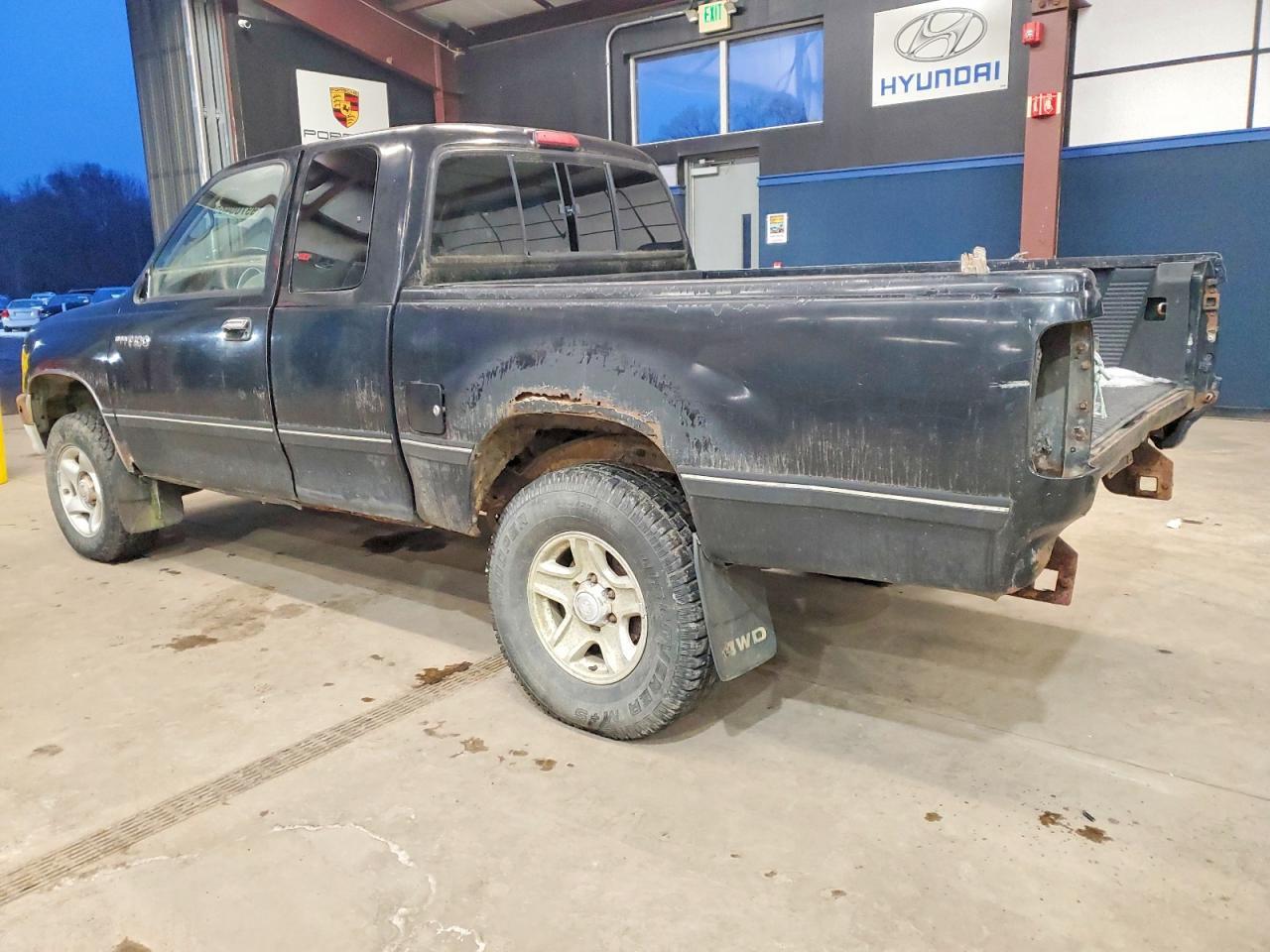 1998 TOYOTA T100