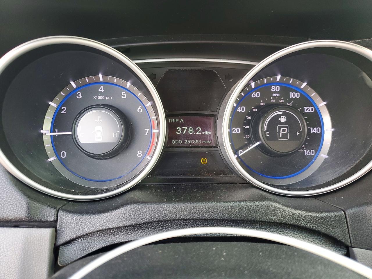 2011 HYUNDAI SONATA