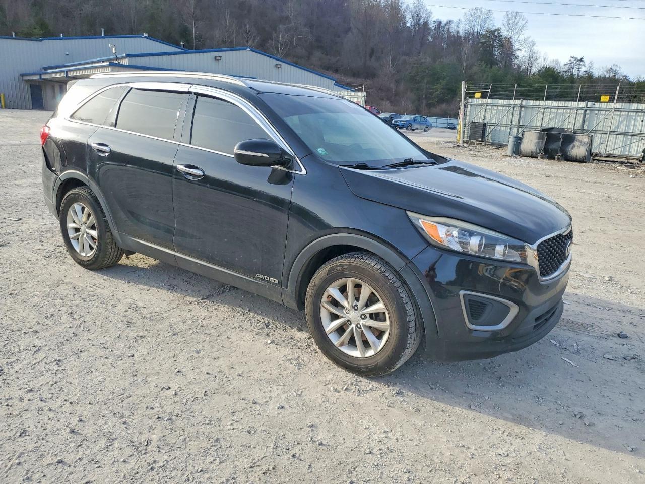 2016 KIA SORENTO