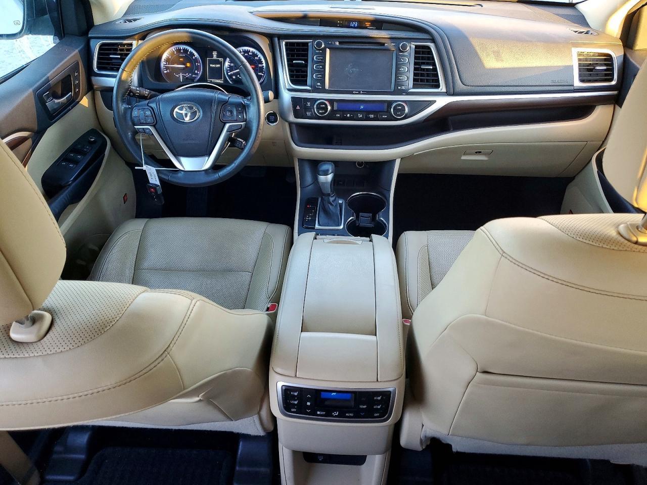 2014 TOYOTA HIGHLANDER
