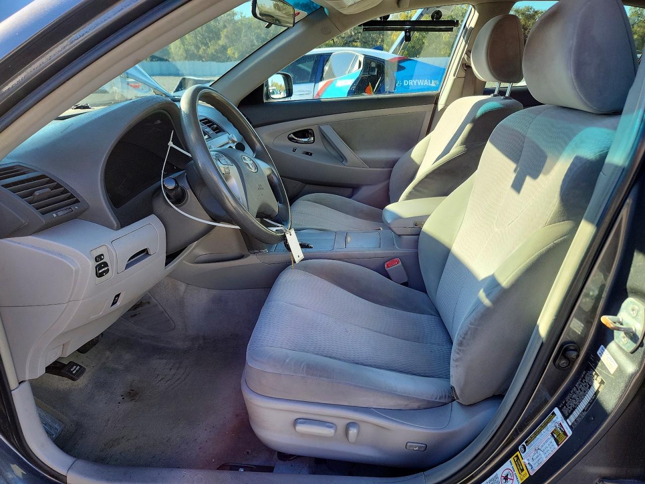 2011 TOYOTA CAMRY