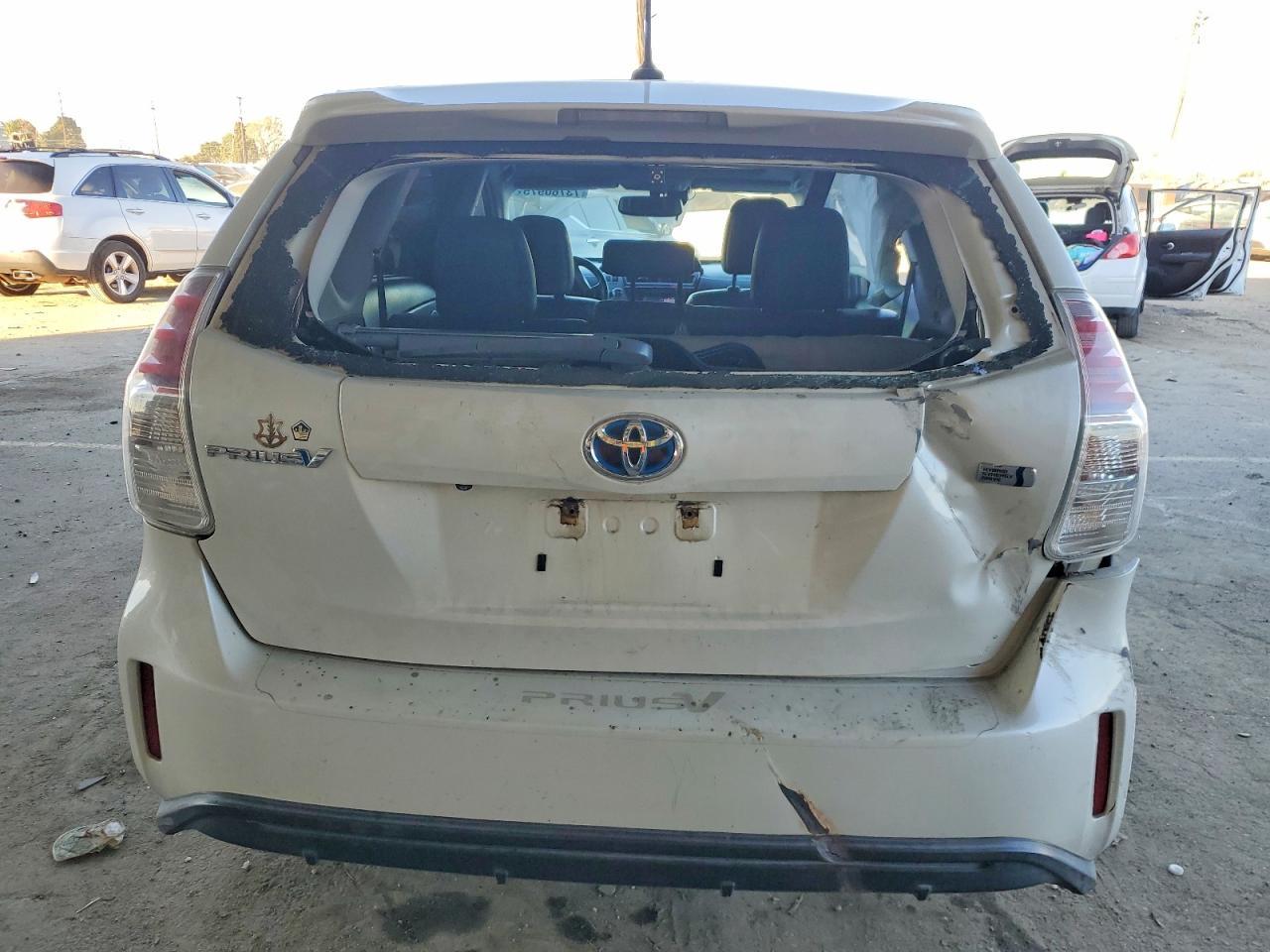 2015 TOYOTA PRIUS V