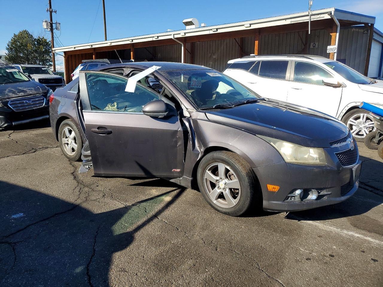 2011 CHEVROLET CRUZE