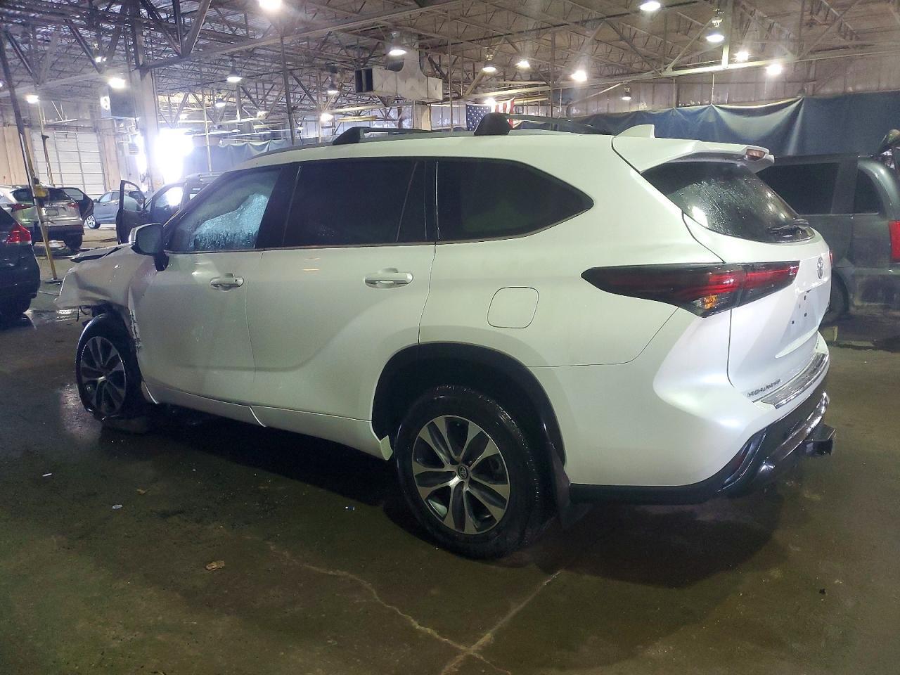 2024 TOYOTA HIGHLANDER