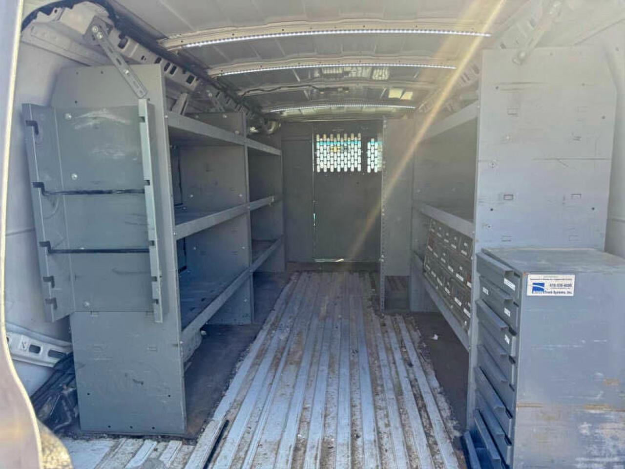 2019 CHEVROLET Express 3500