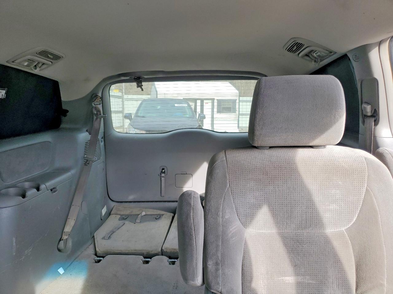 2005 TOYOTA SIENNA