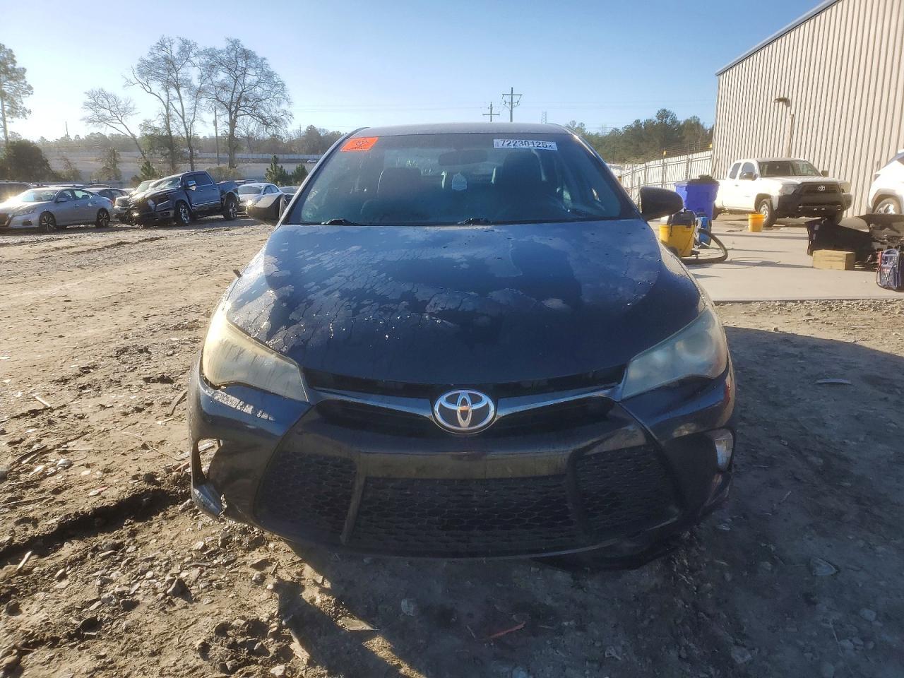 2016 TOYOTA CAMRY