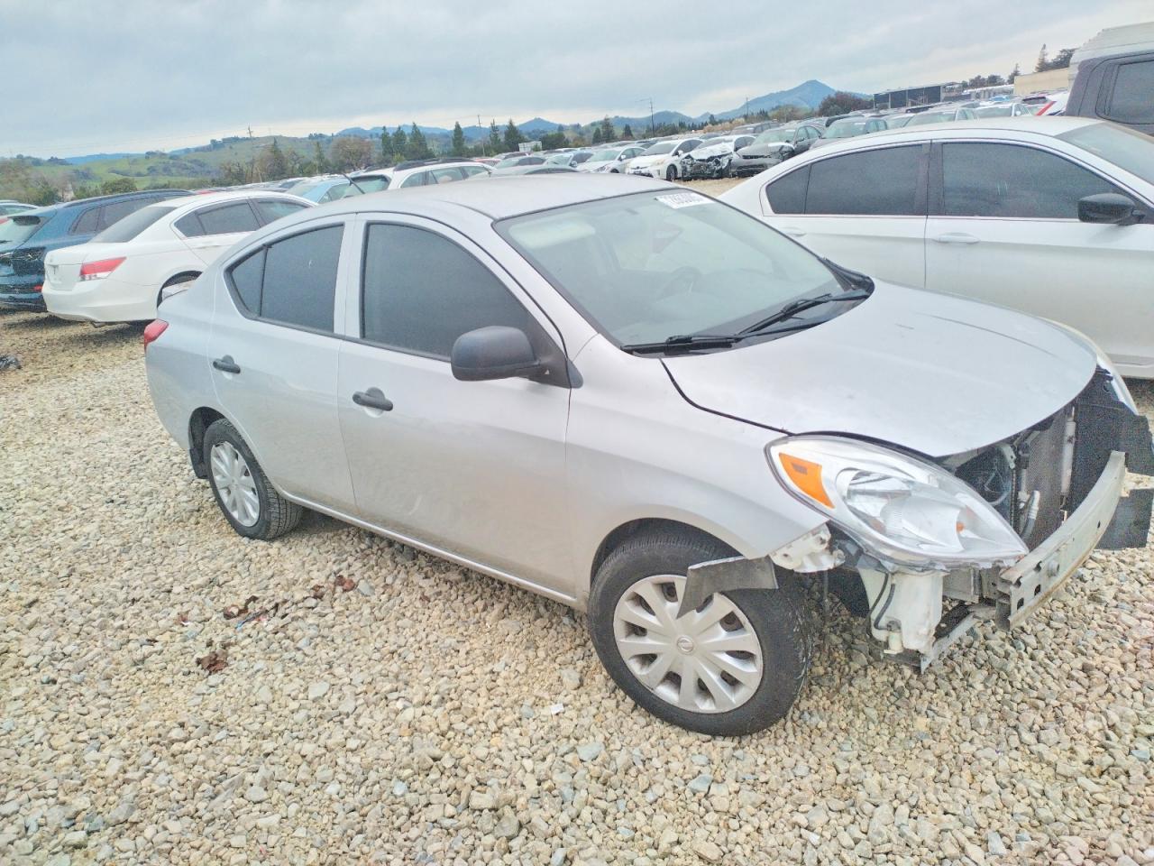 2014 NISSAN VERSA