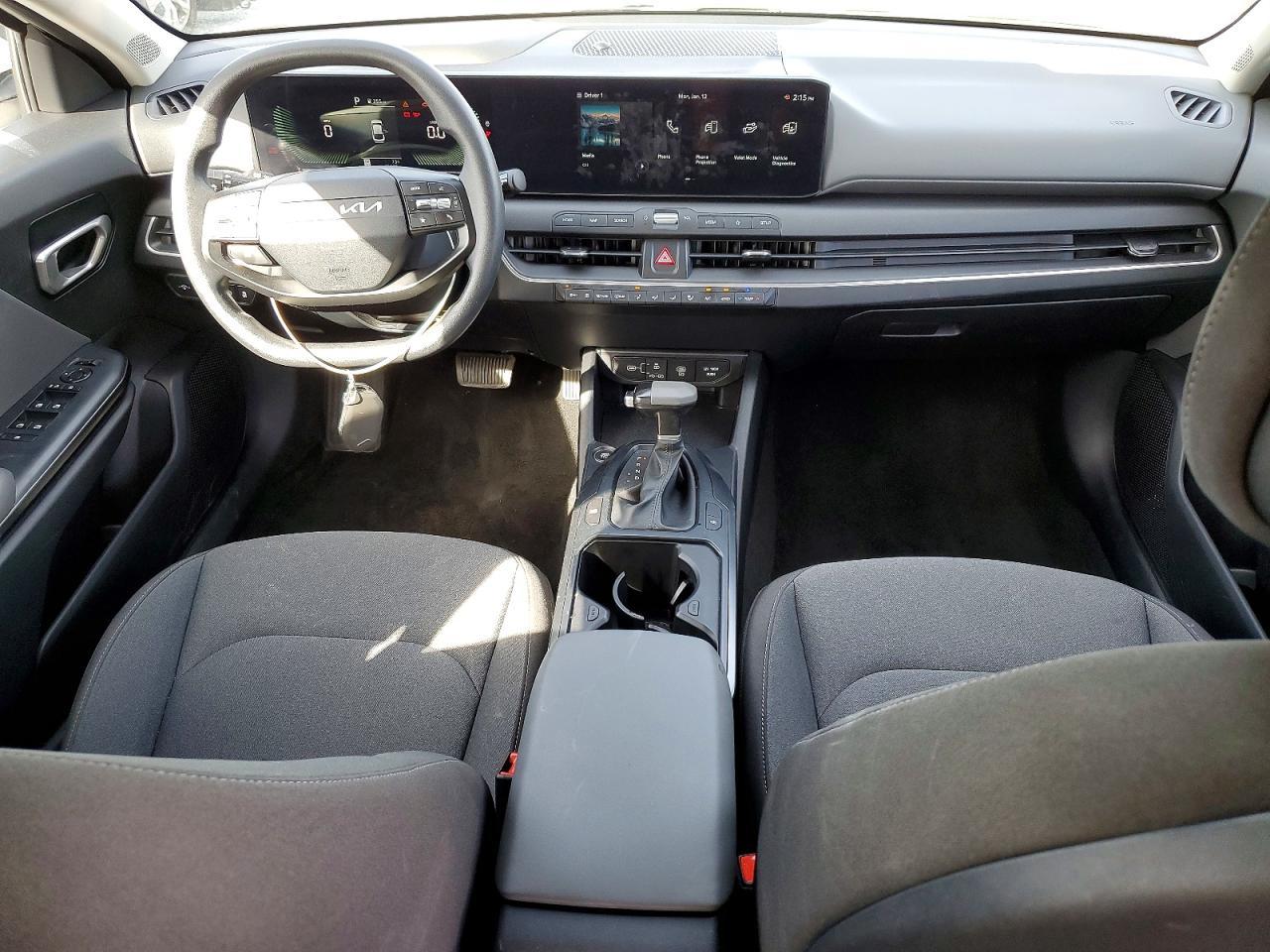 2025 KIA K4