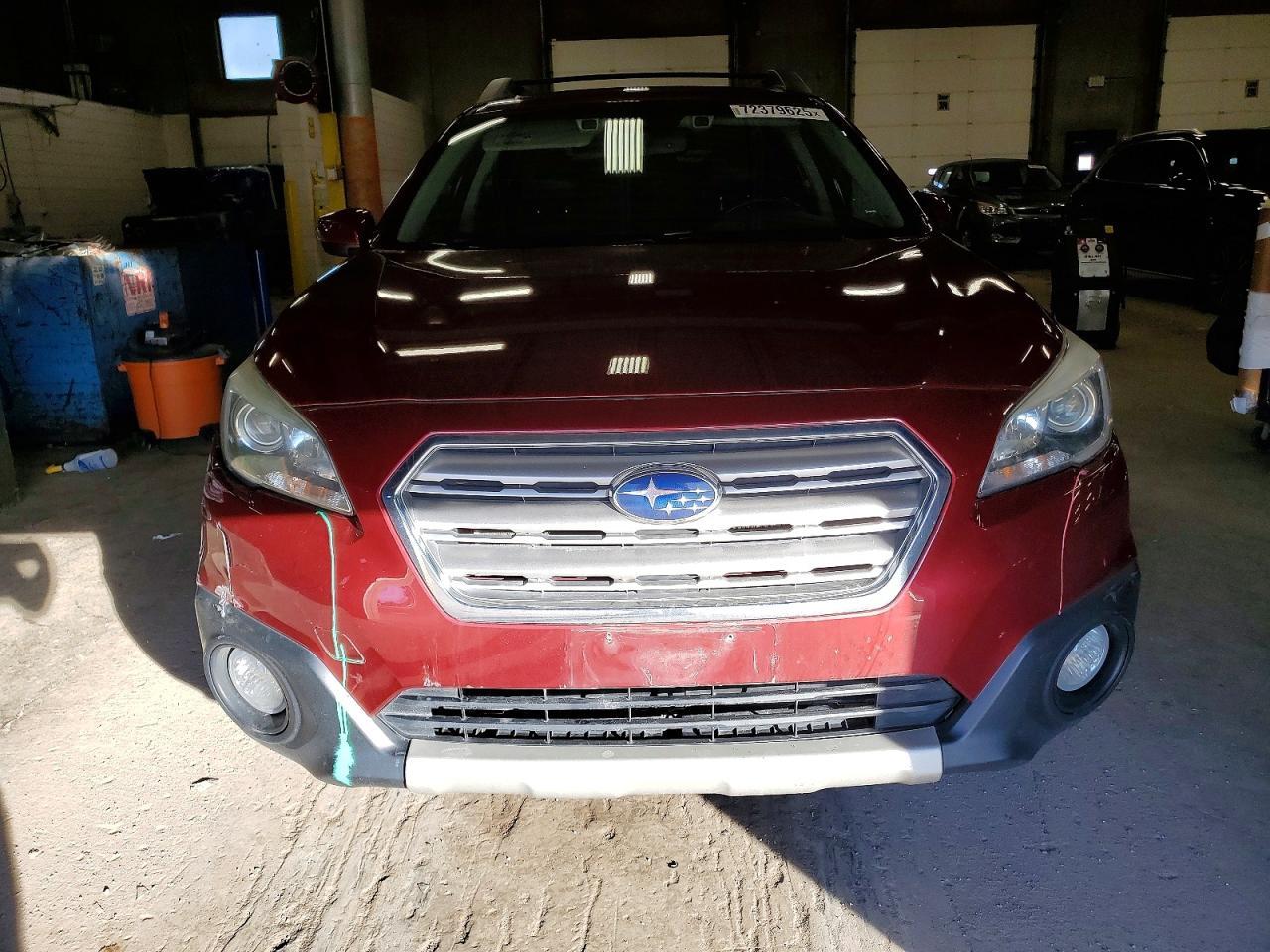 2015 SUBARU Outback