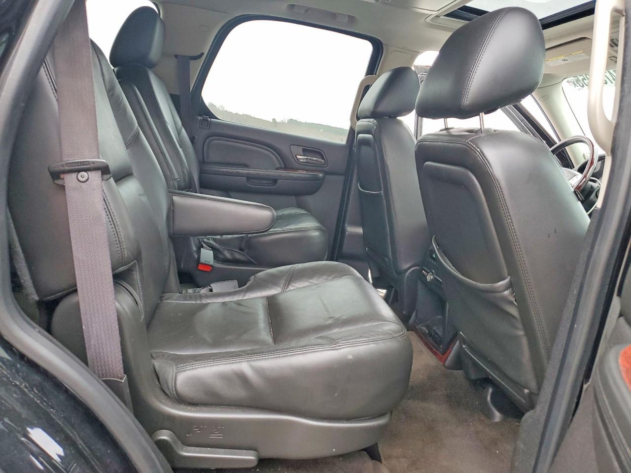 2013 CADILLAC ESCALADE