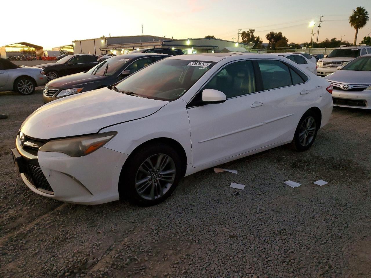 2017 TOYOTA CAMRY