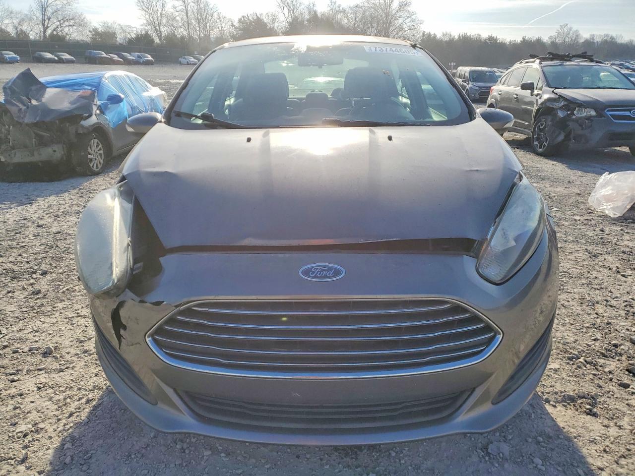 2014 FORD Fiesta