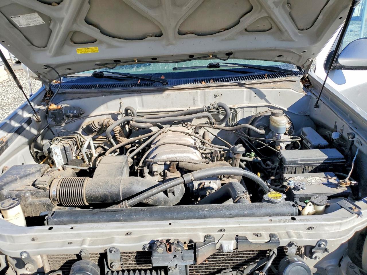2002 TOYOTA Sequoia