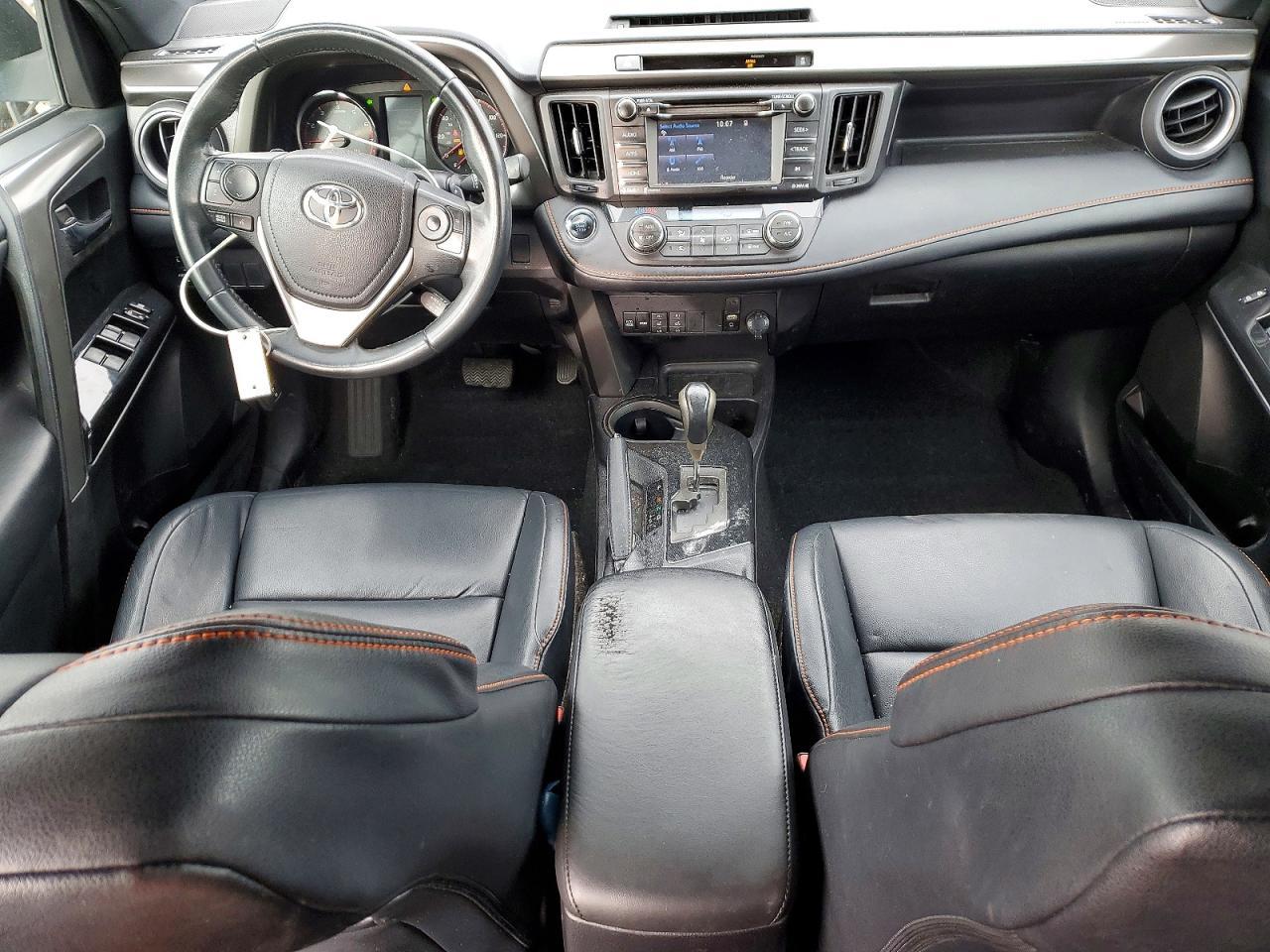 2016 TOYOTA RAV4