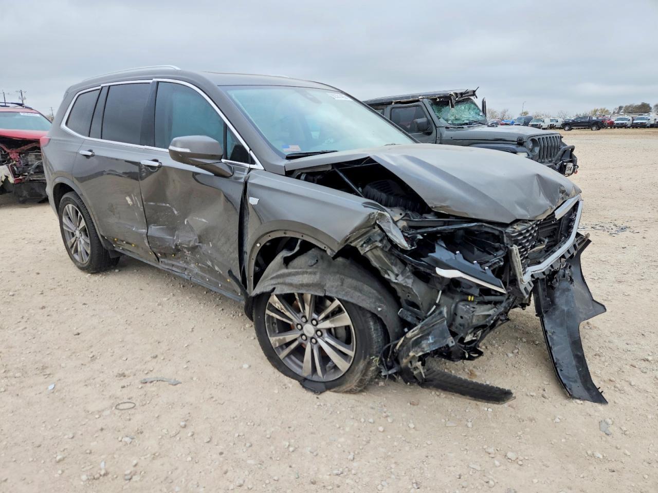 2020 CADILLAC XT6
