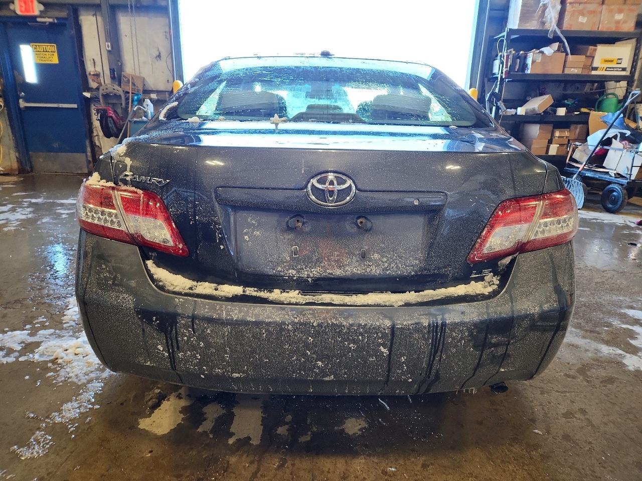 2010 TOYOTA CAMRY