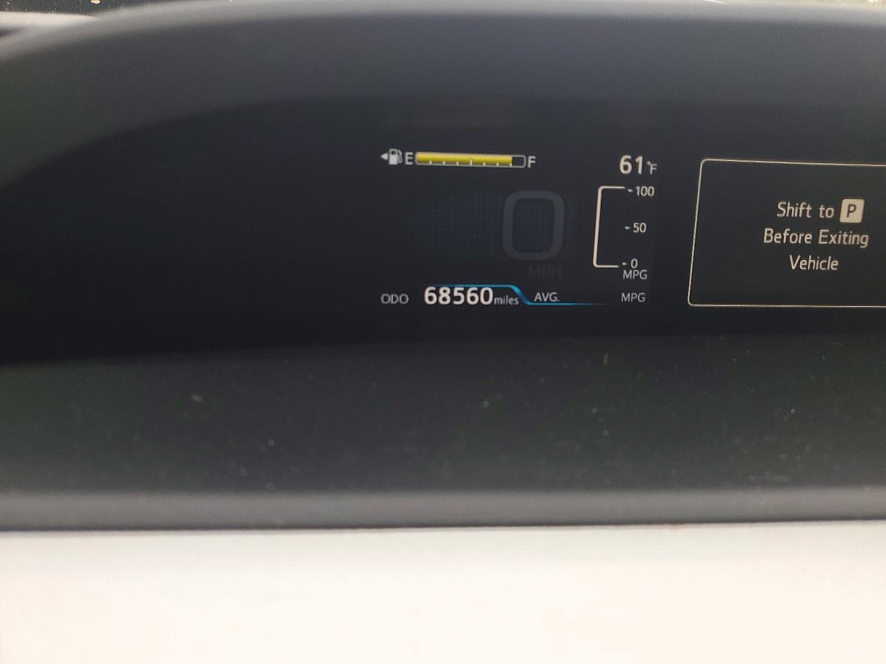 2016 TOYOTA PRIUS